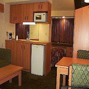 Hotel Super 8 By Wyndham Columbus West Exterior foto