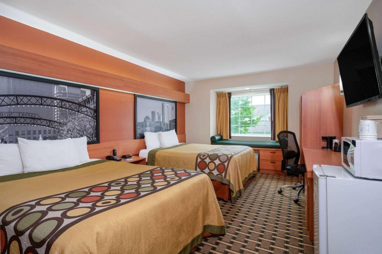 Hotel Super 8 By Wyndham Columbus West Exterior foto